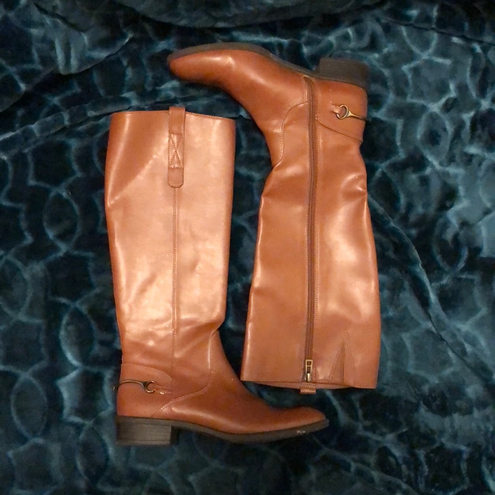 Tall light brown boots
